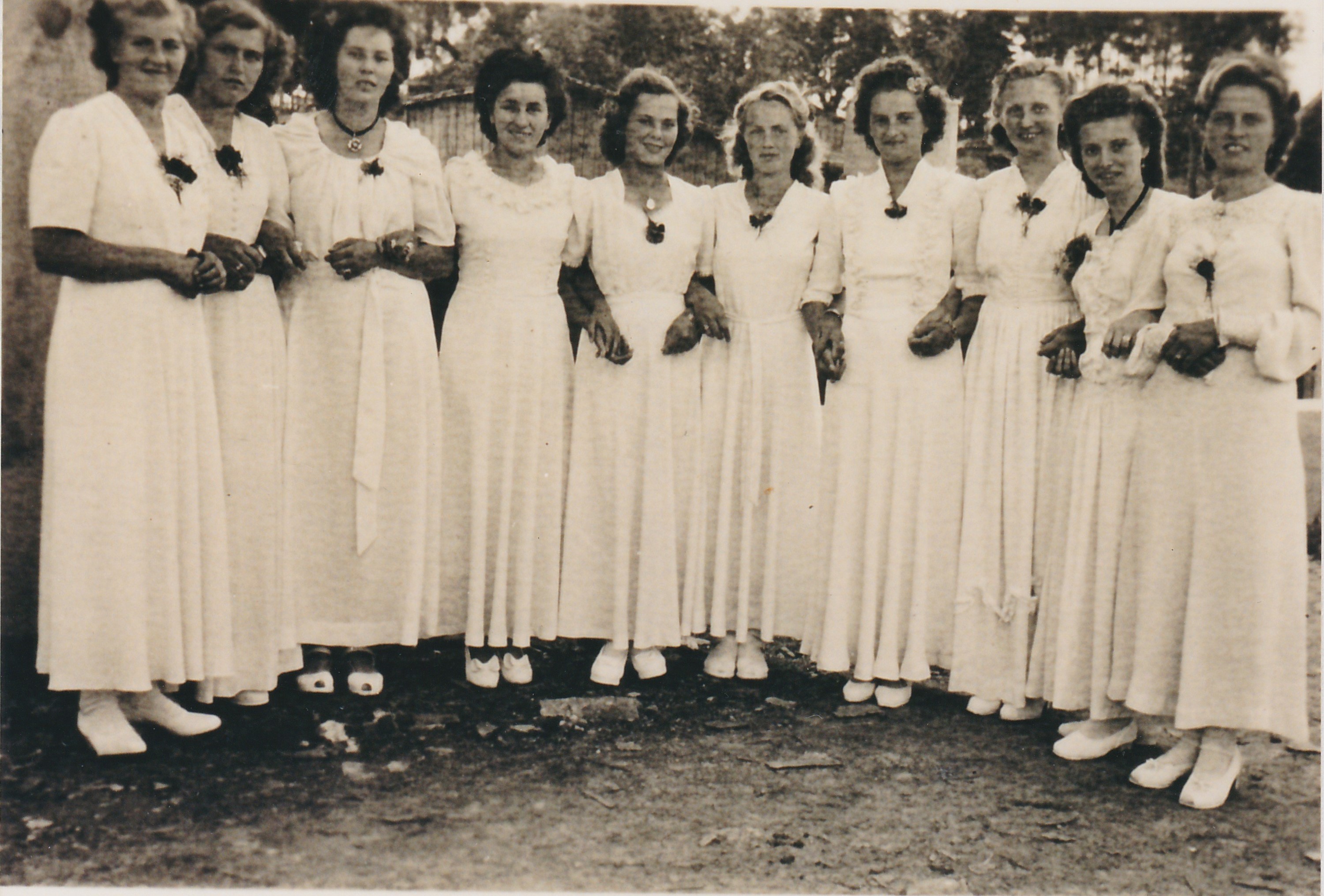1945 Merzhaeuser Maedchen 1945 Merzhaeuser Maedchen